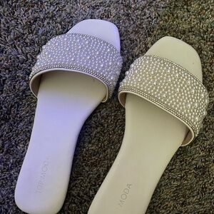 TOP Moda Women's Pearl Embellished Sandals - White